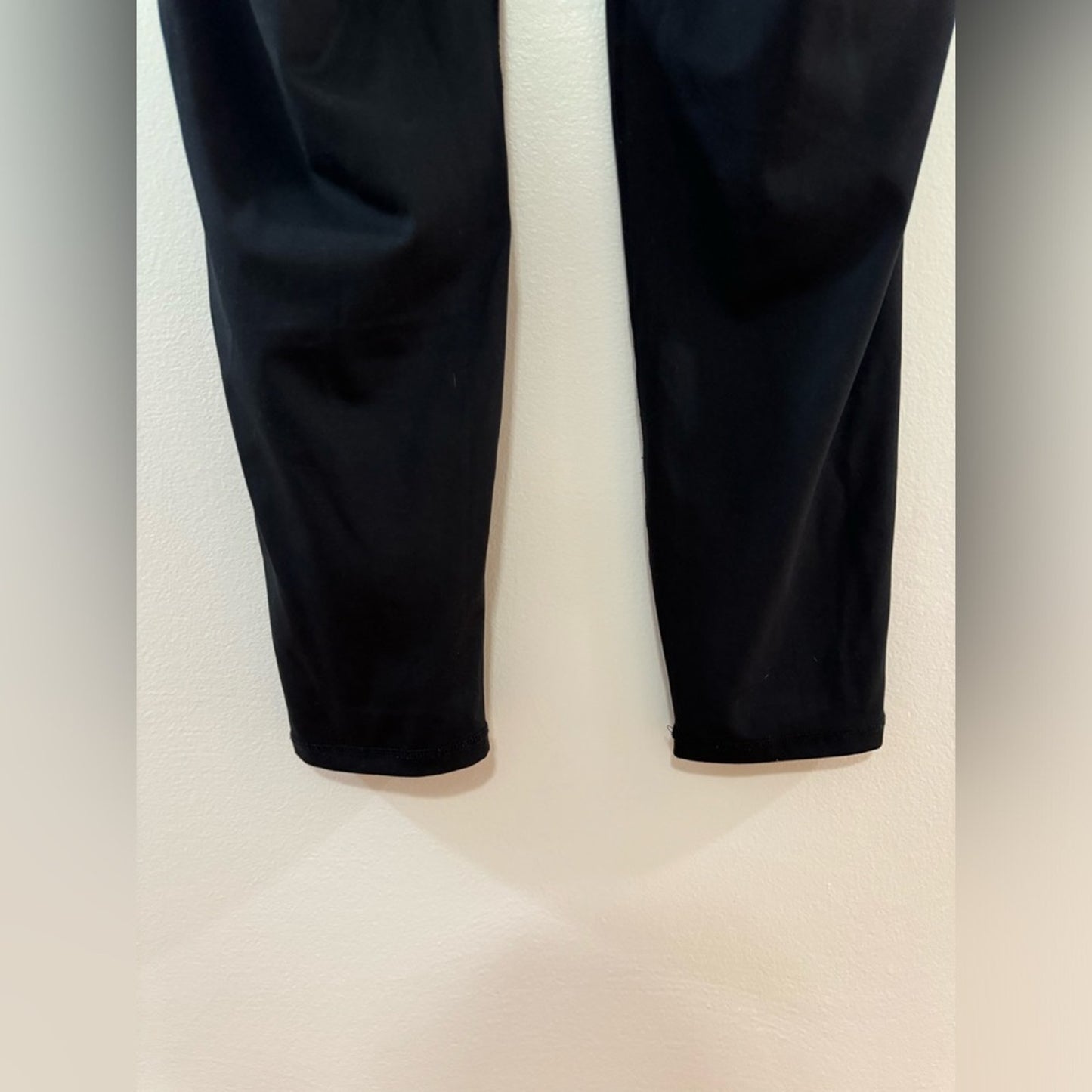 Pre-Owned SM Yogalicious Lux Black Leggings