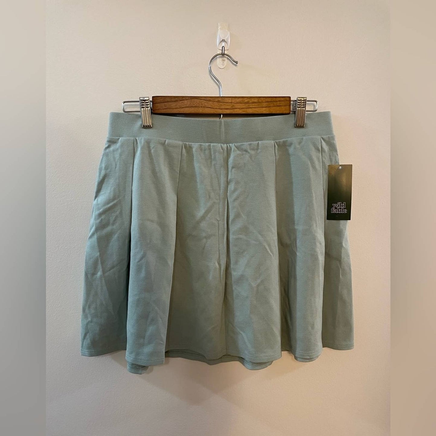 NWT MD Wild Fable Green Pleated Skirt