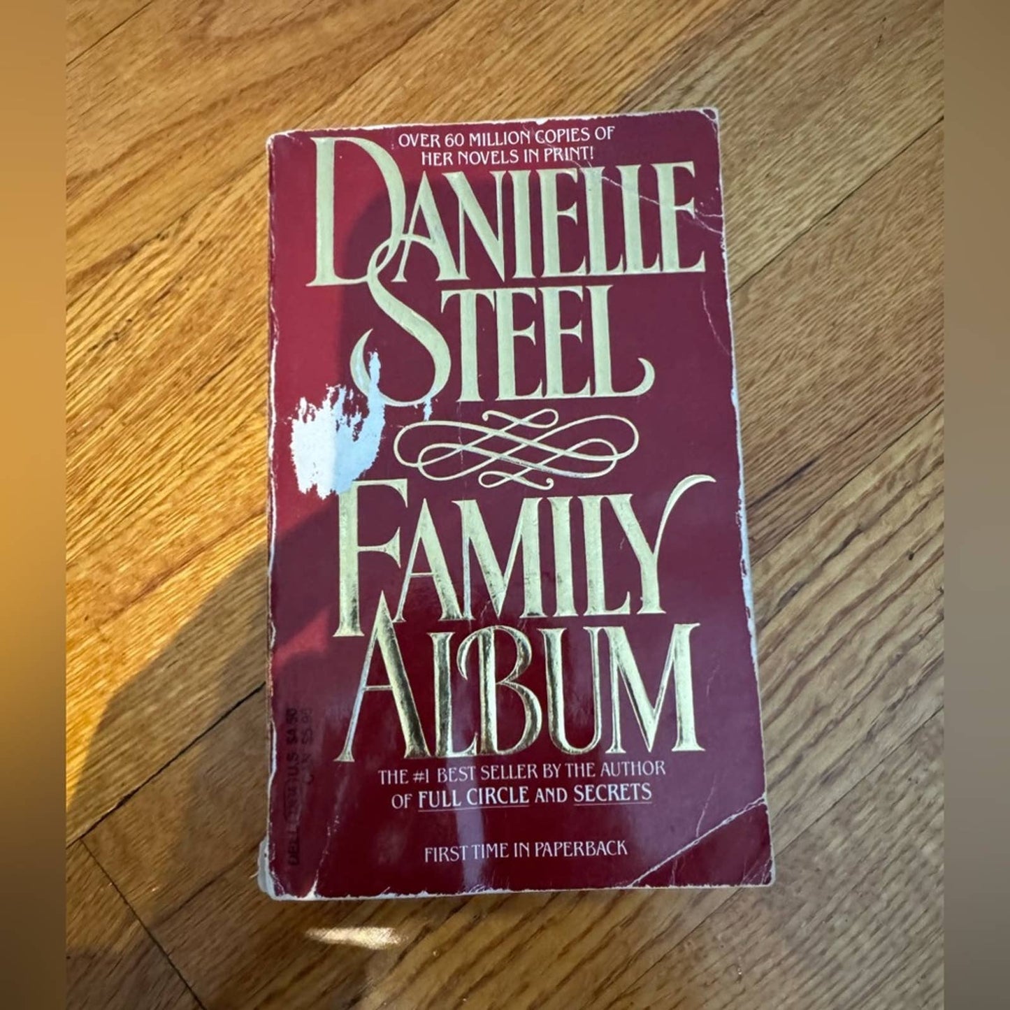 Family Album by Danielle Steel Paperback
