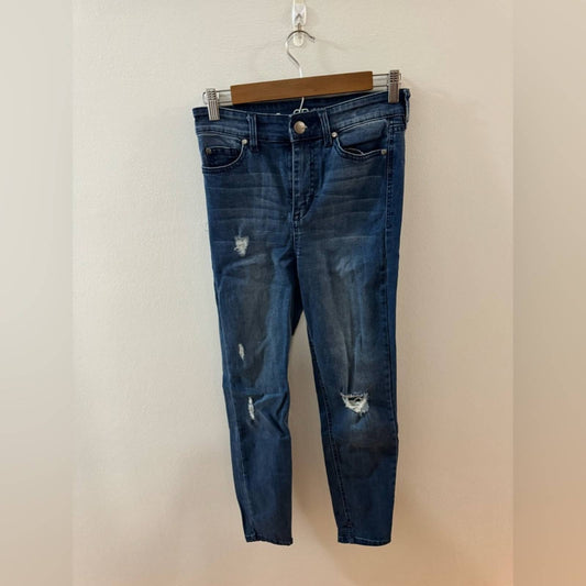 Size 7 CP Jeans Dark Washed Distressed Skinny Jeans