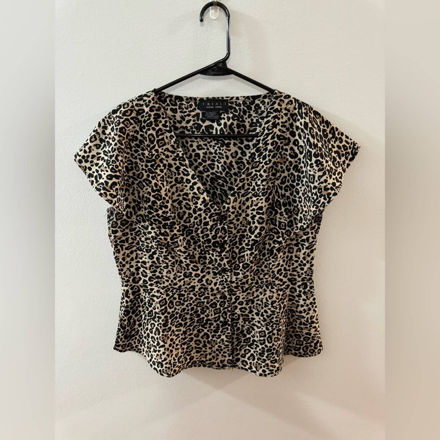 LG Trixxi Clothing Company Leopard Short Sleeve Button-Up Blouse
