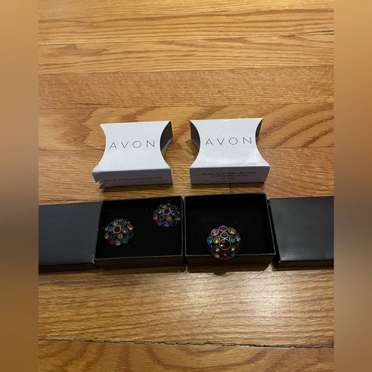 Avon Brilliant Colors Ring and Brilliant Jeweltone Earrings