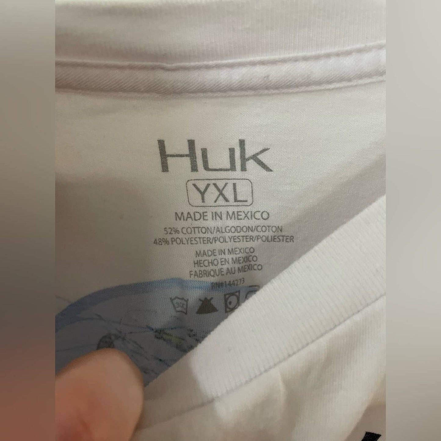 Youth XL White Huk Marlin Shirt