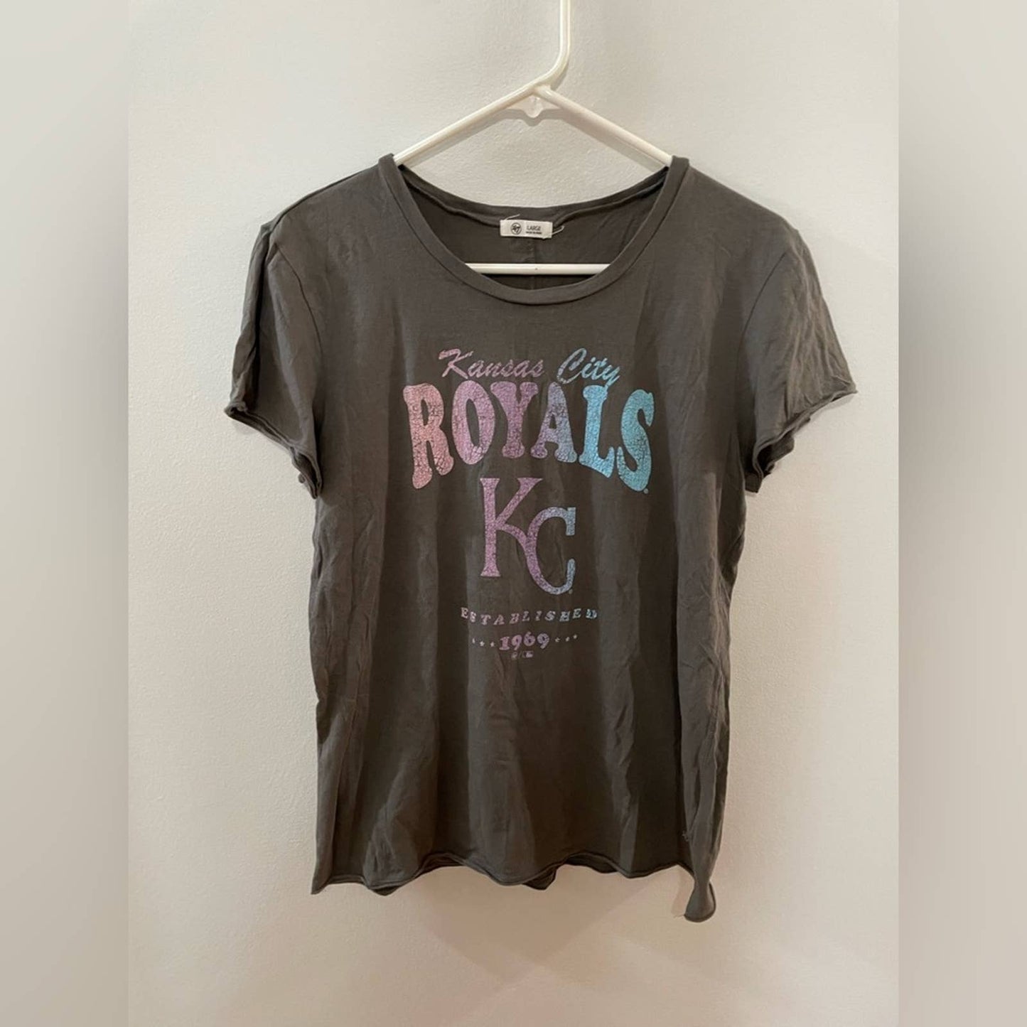 LG Gray 47 Kansas City Royals Vintage Style T-Shirt