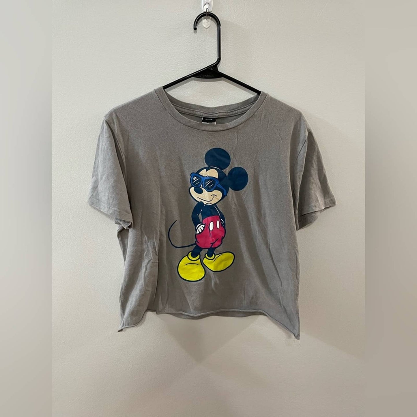MD Disney Gray Mickey Mouse Cropped Shirt